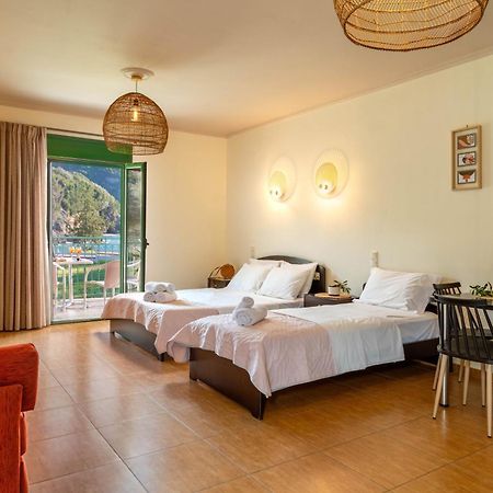 Aiora Suites Sívota Exteriör bild