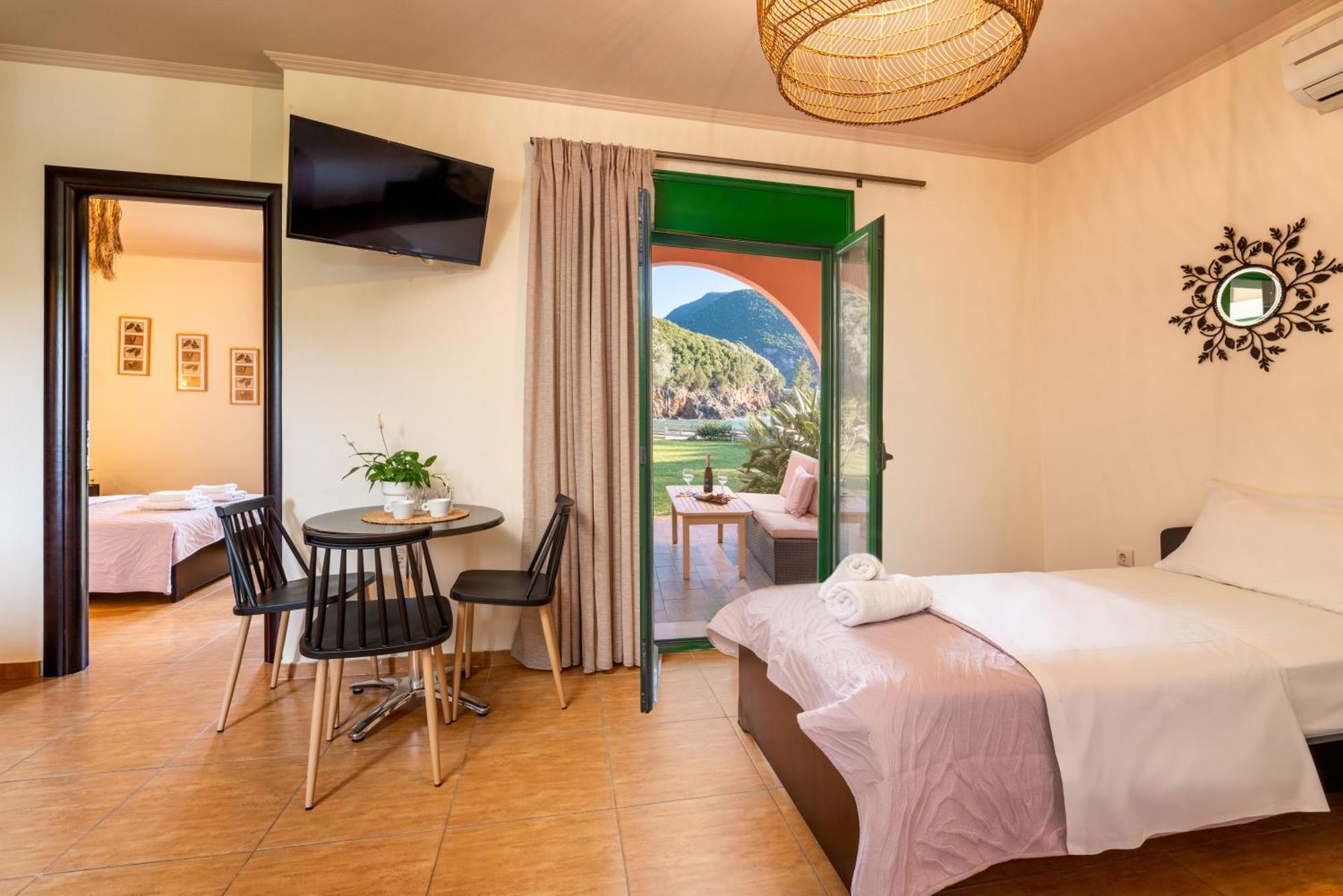 Aiora Suites Sívota Exteriör bild