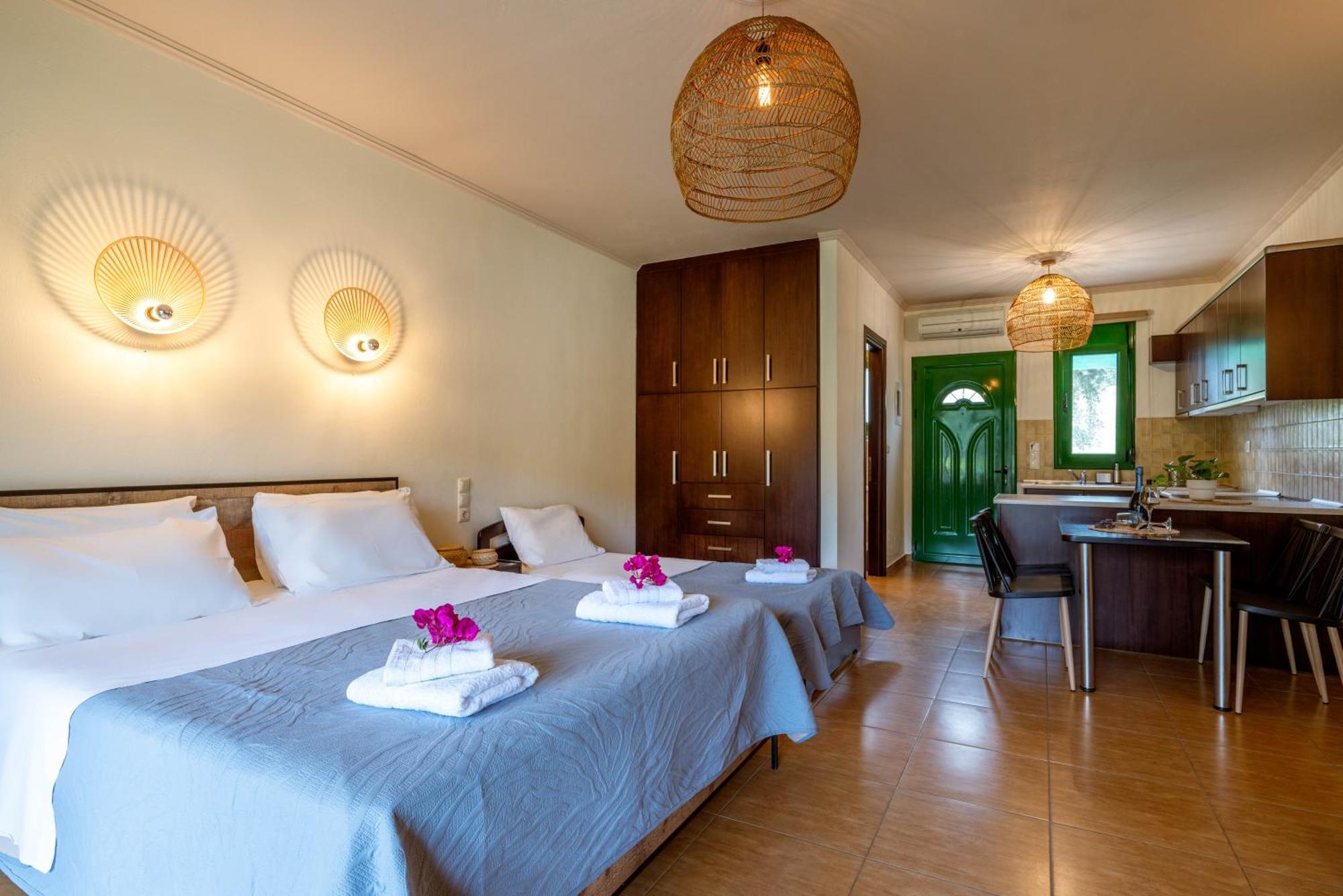 Aiora Suites Sívota Exteriör bild