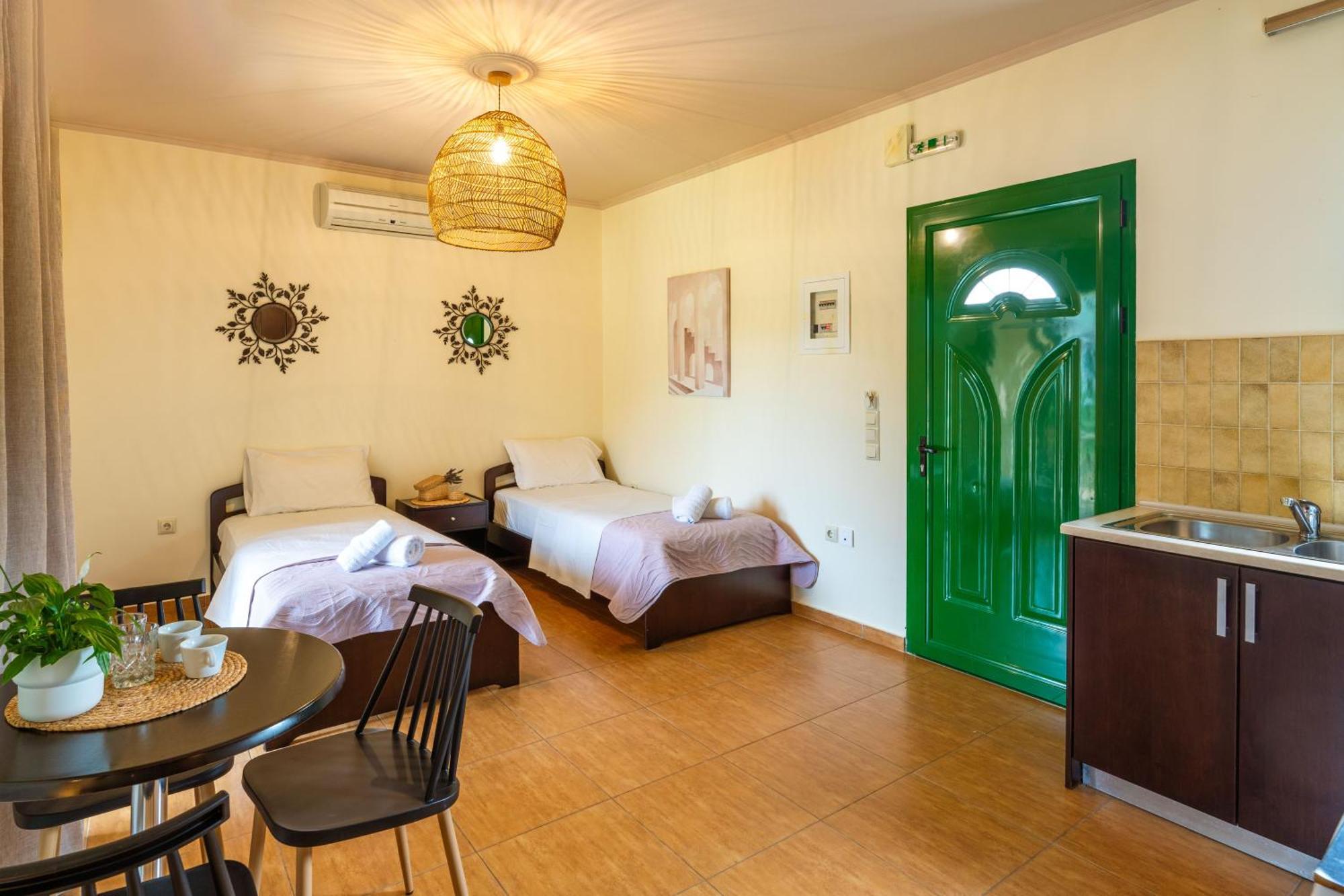 Aiora Suites Sívota Exteriör bild